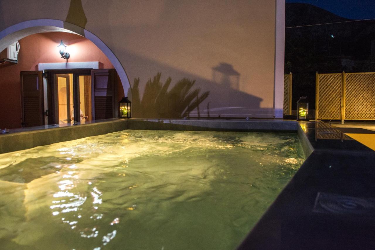 Karpimo Vineyard Villa With Heated Pool Éxo Goniá Exterior foto